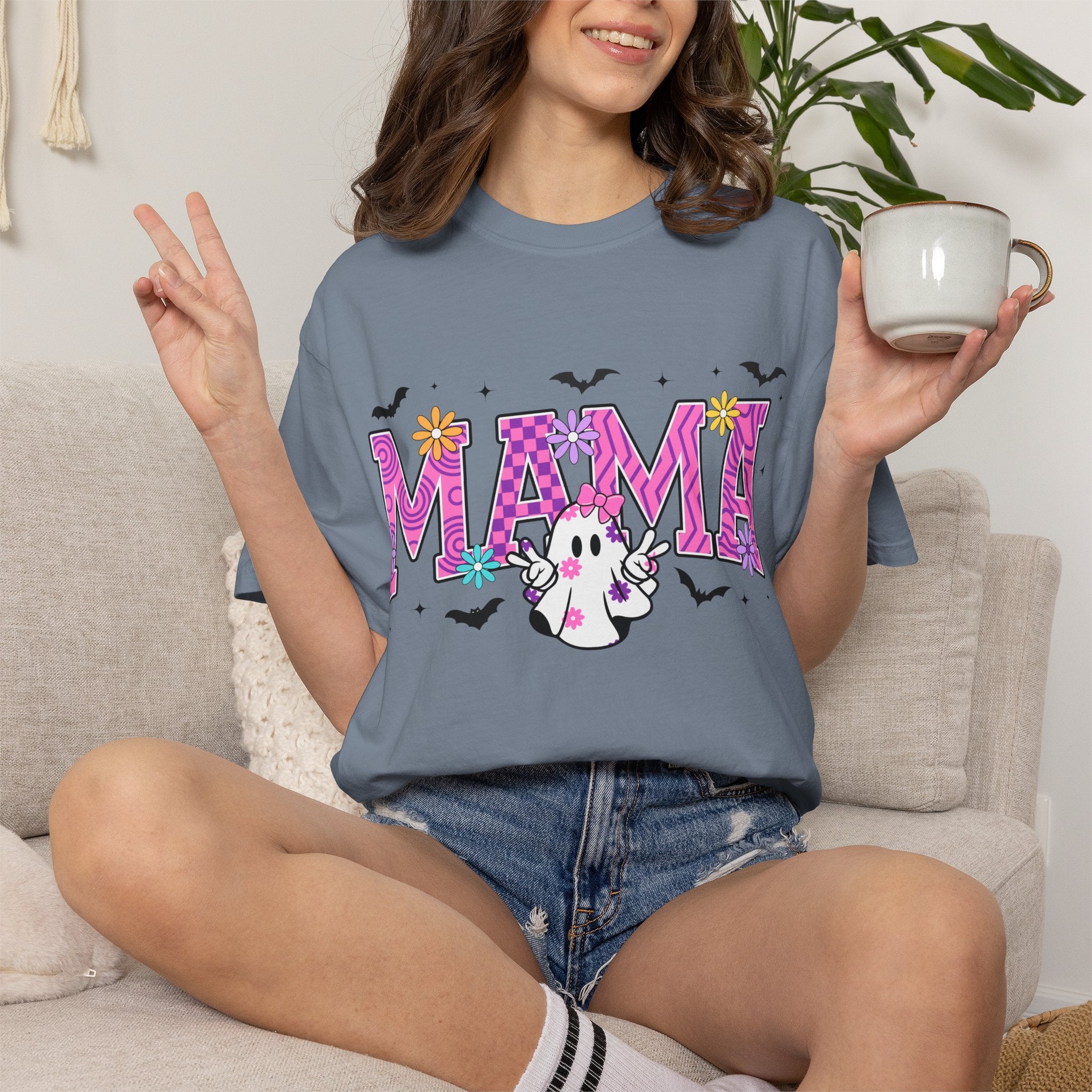 Mama Ghost Graphic T-Shirt — Cute Halloween Mom Tee