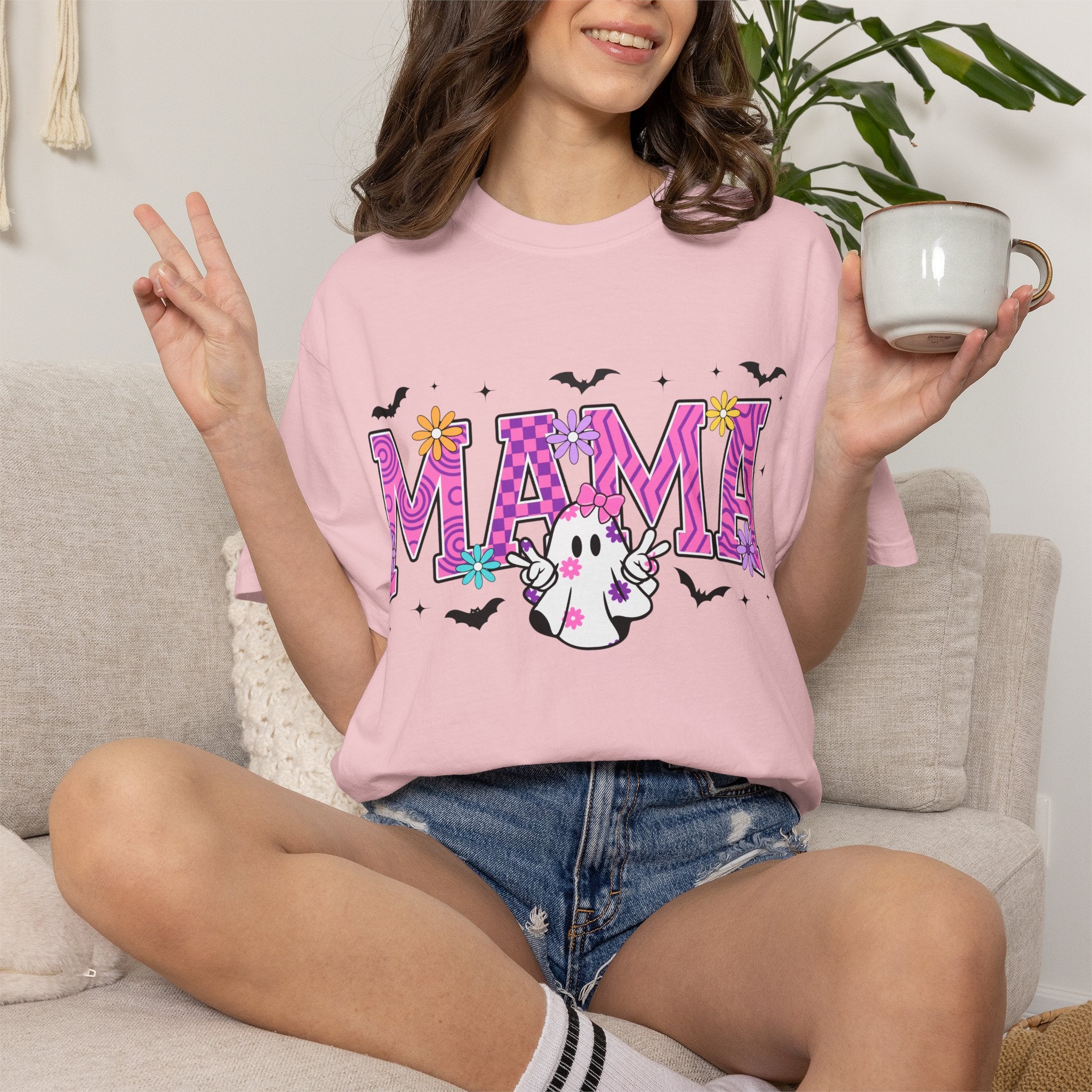 Mama Ghost Graphic T-Shirt — Cute Halloween Mom Tee