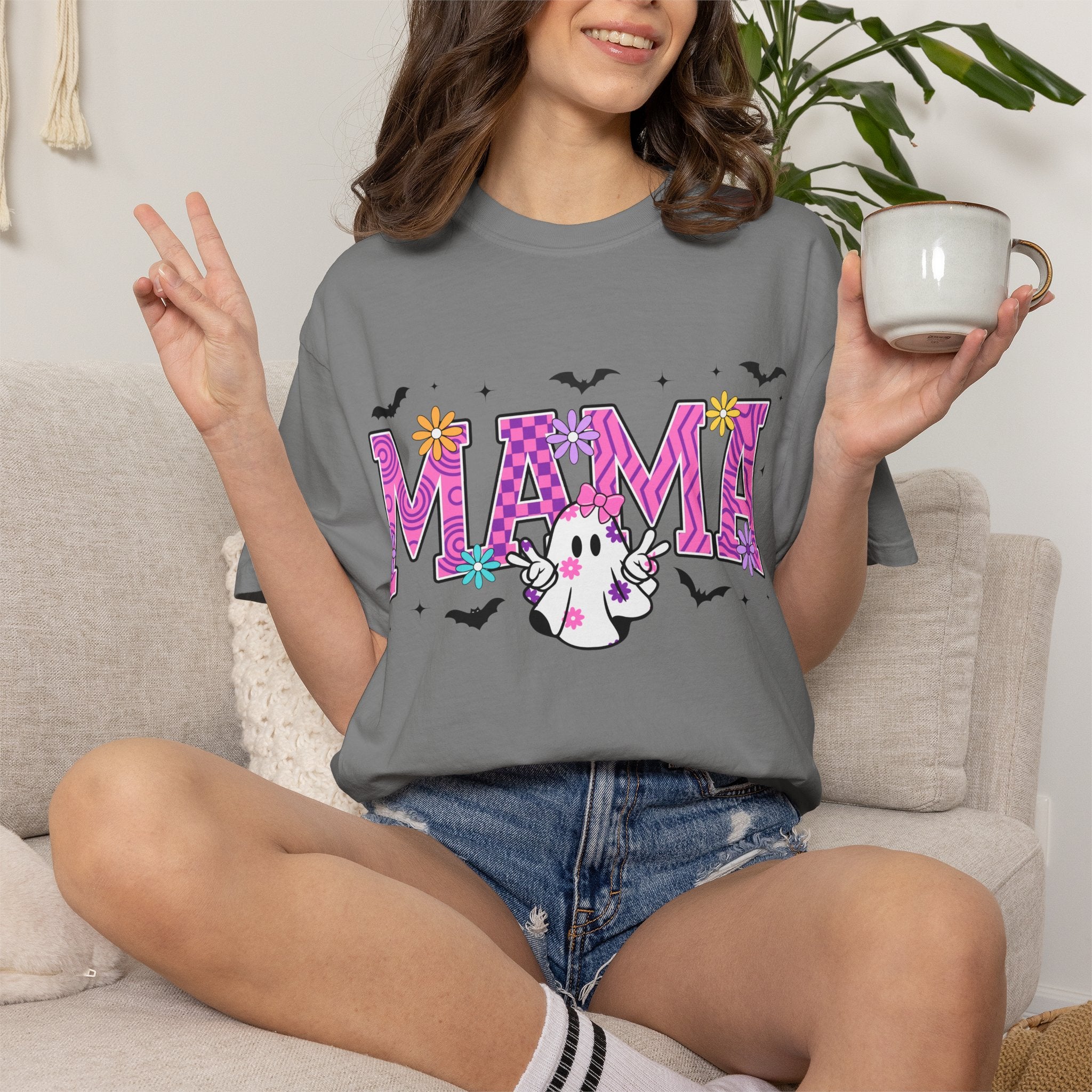 Mama Ghost Graphic T-Shirt — Cute Halloween Mom Tee